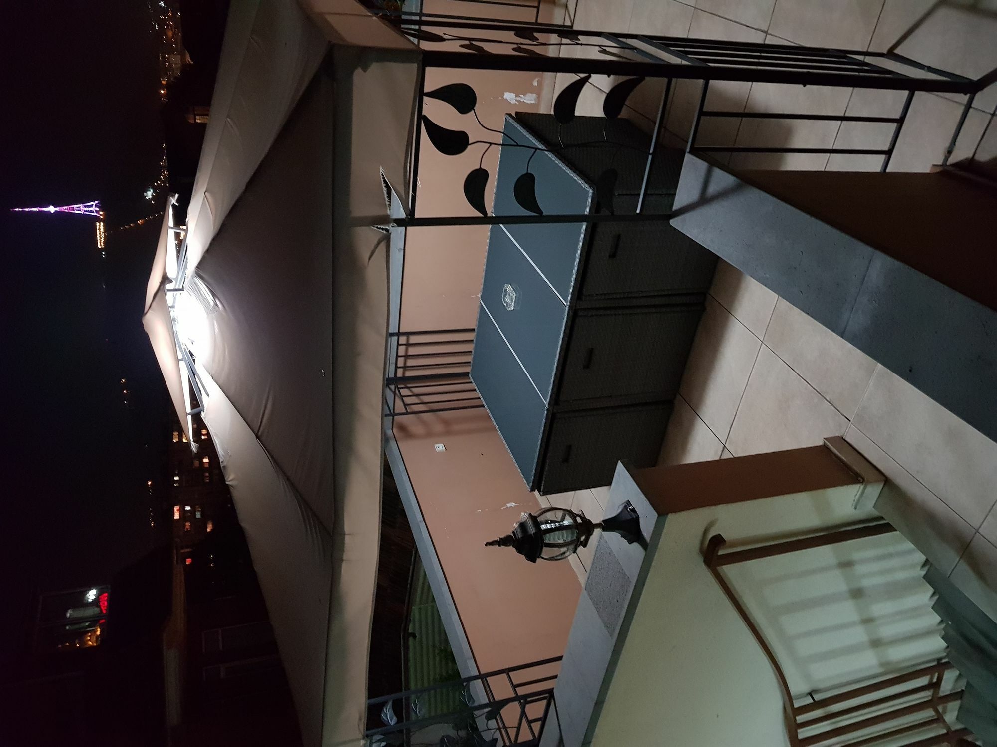 达尼西摩酒店 第比利斯 外观 照片